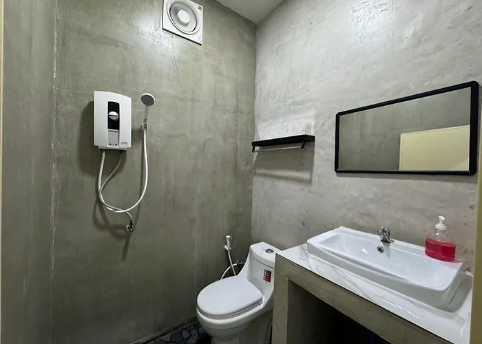 โรงแรม ไวท์เฮาส์โฮมสเตย์24ชั่วโมง